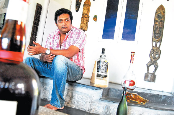 Kungumam magazine, Kungumam weekly magazine, Tamil Magazine
Kungumam, Tamil magazine, Tamil weekly magazine, Weekly magazine